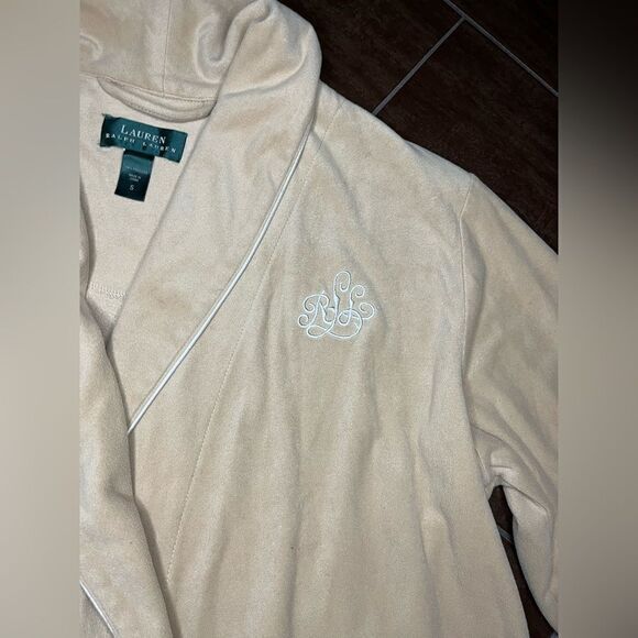 Lauren Ralph Lauren beige embroidered robe sz small - Picture 3 of 8